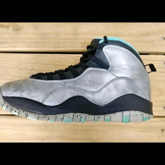 Jordan sneakers - Picture 4 of 8